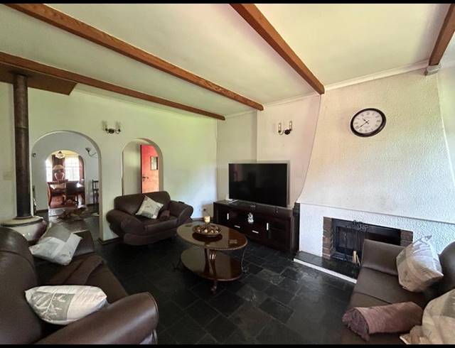 4 BEDROOM HOUSE FOR SALE IN SELCOURT